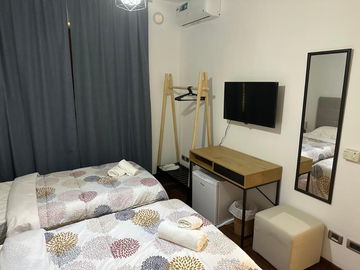 City Center Shkodra B&B Exteriör bild